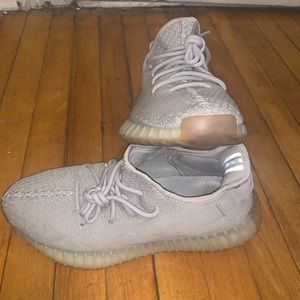 Yeezy boost 350v2 sesame size 10 like new!!